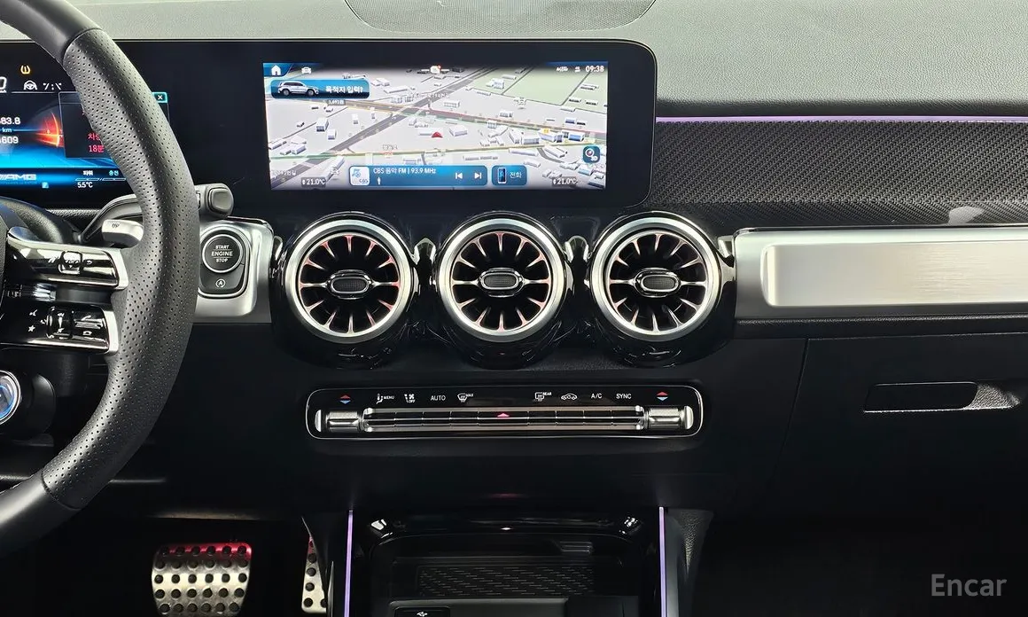 Фото 14 - Mercedes-Benz GLB-Class