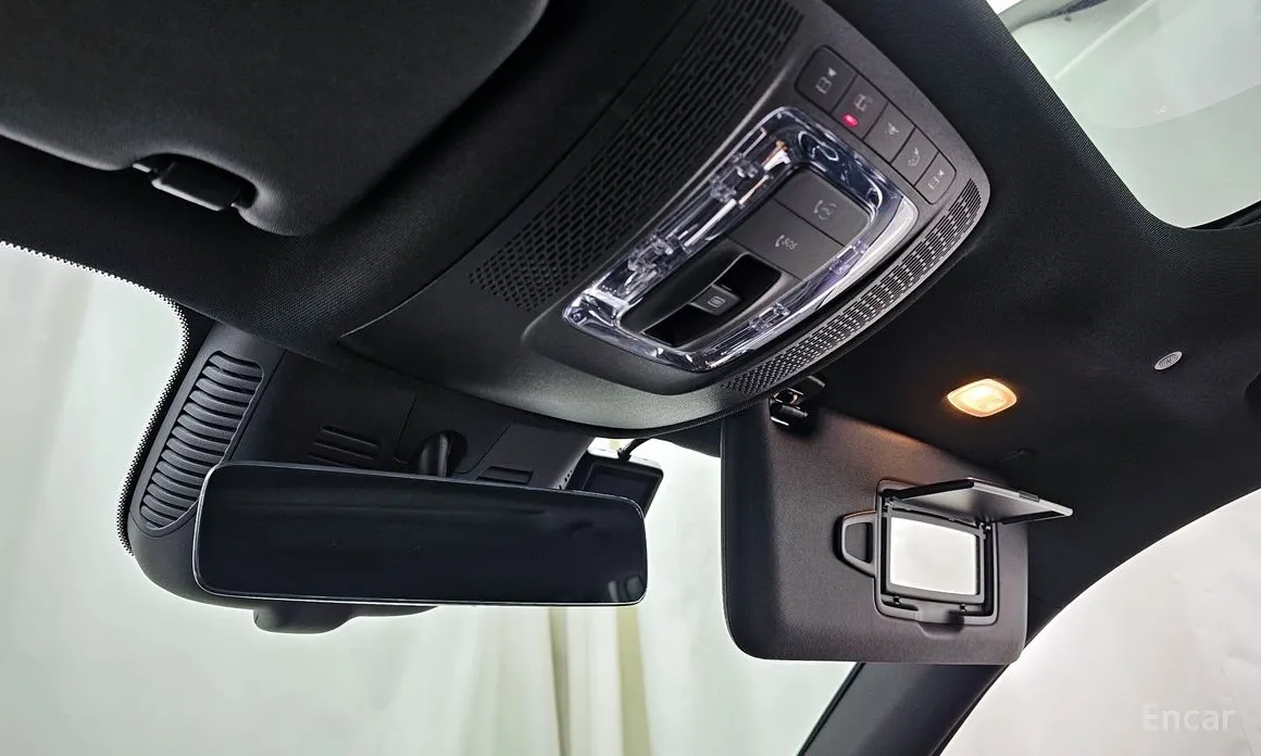 Фото 17 - Mercedes-Benz GLB-Class