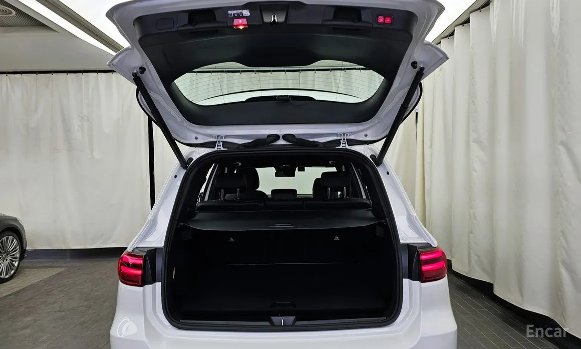 Фото 20 - Mercedes-Benz GLB-Class