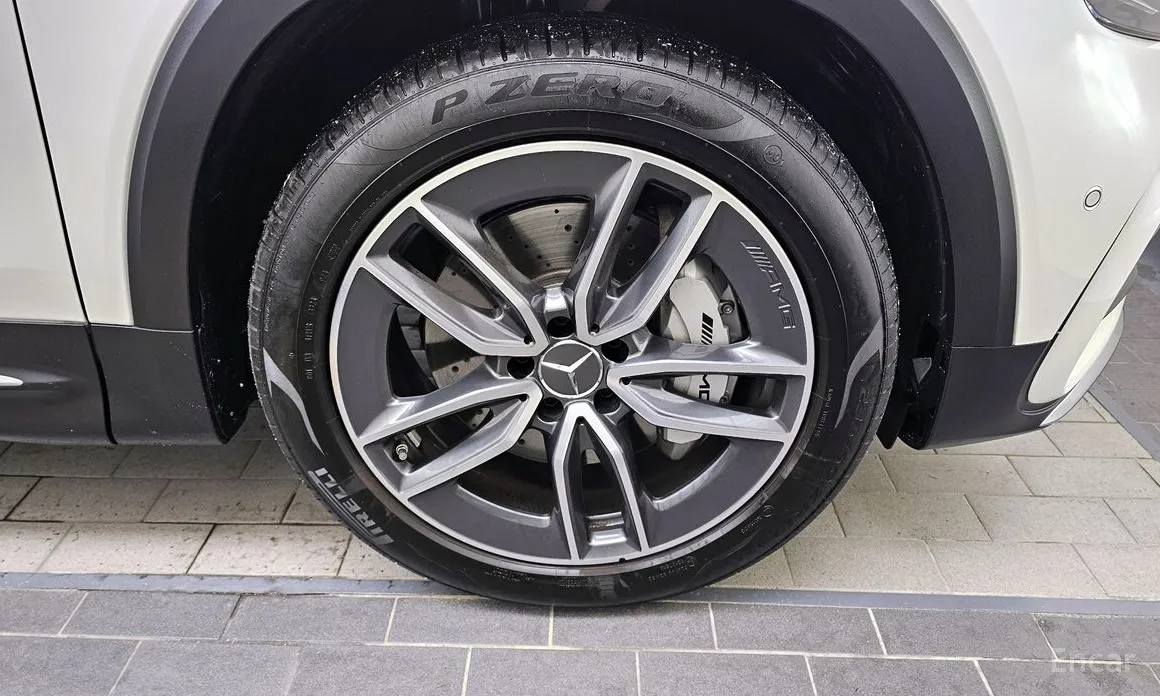 Фото 5 - Mercedes-Benz GLB-Class