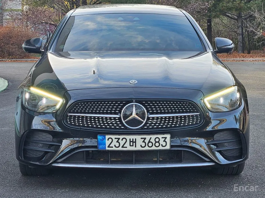 Фото 1 - Mercedes-Benz E-Class