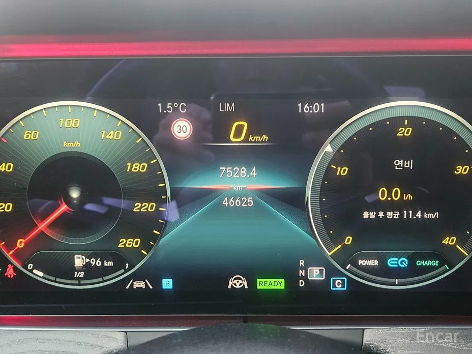 Фото 8 - Mercedes-Benz E-Class