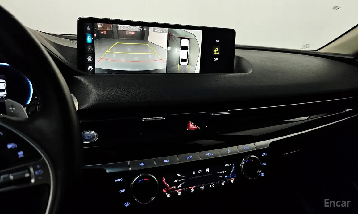 Фото 16 - Genesis G80