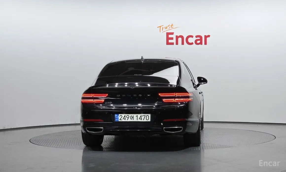 Фото 4 - Genesis G80