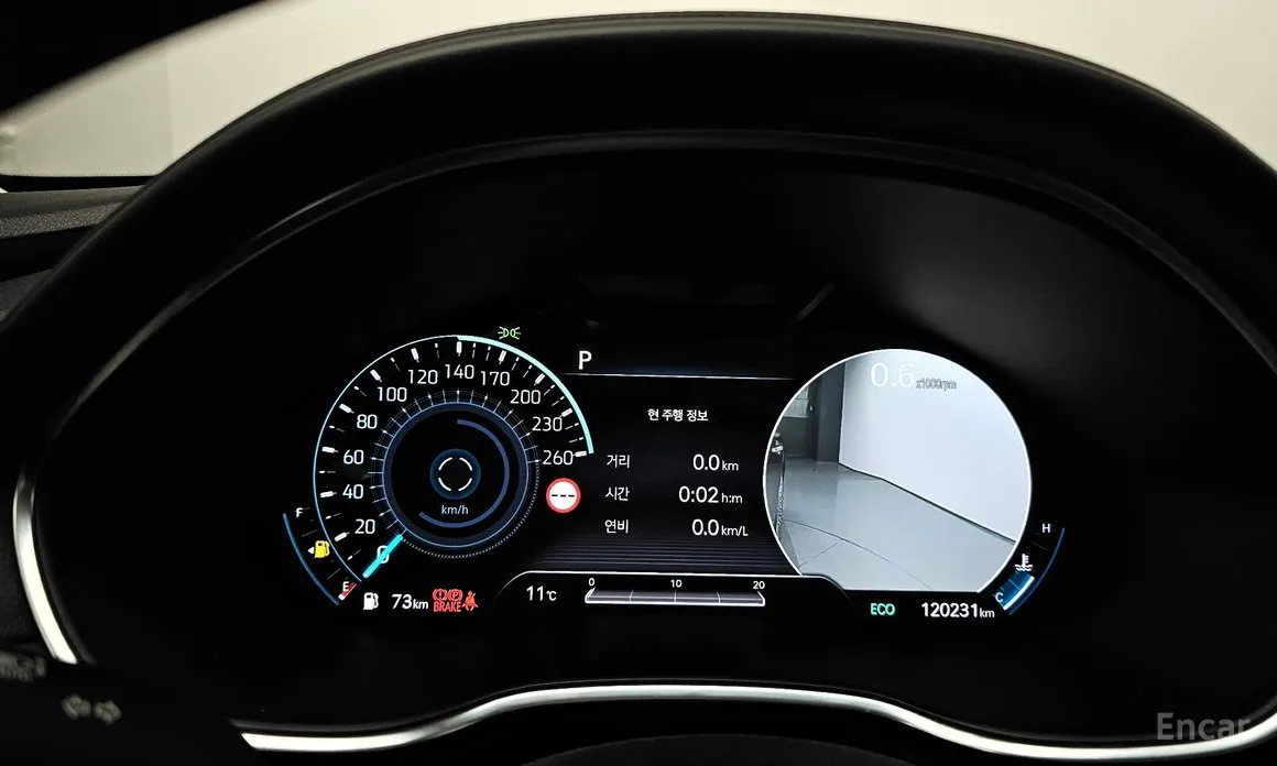 Фото 8 - Genesis G80