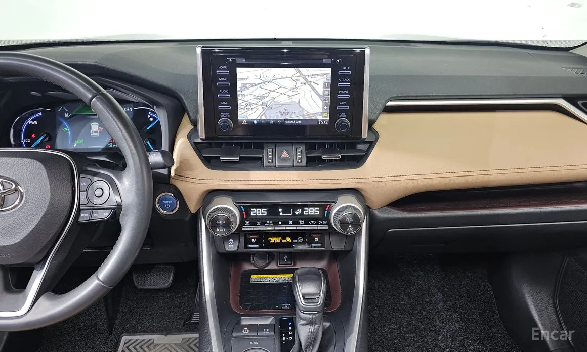 Фото 14 - Toyota RAV4