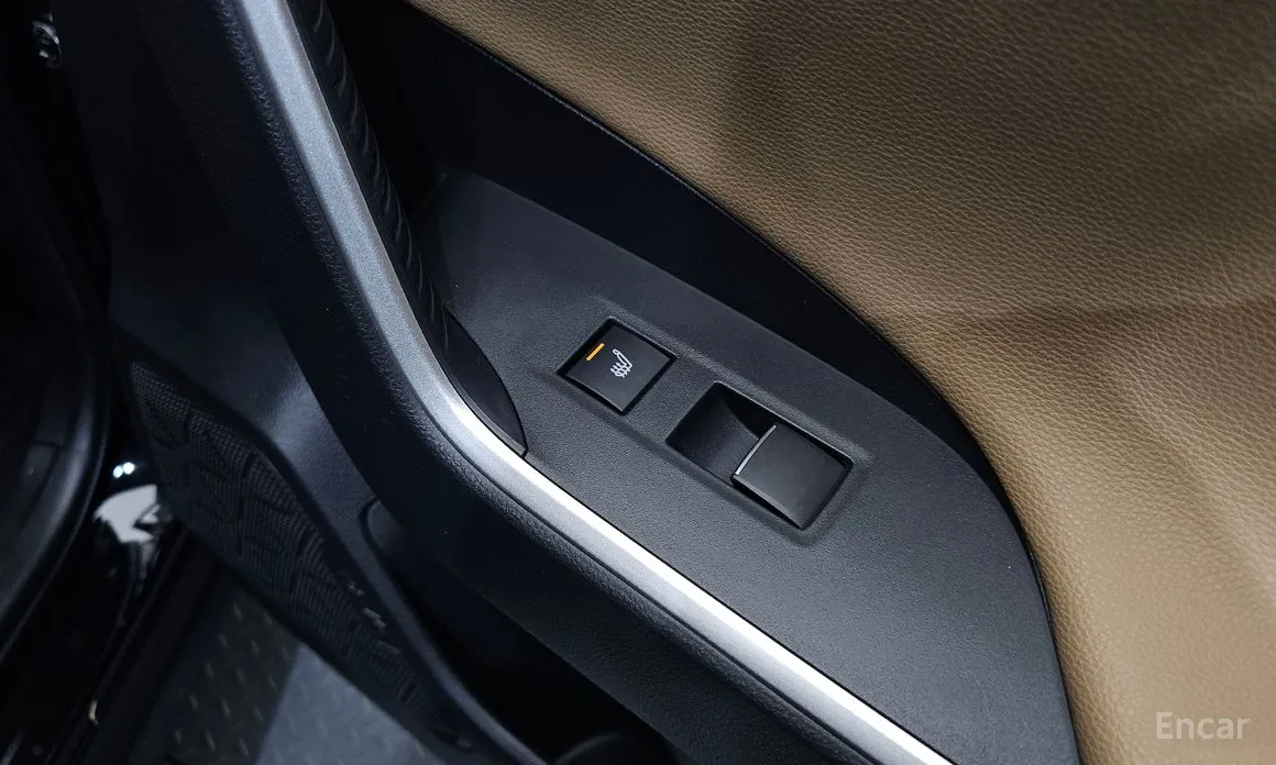 Фото 17 - Toyota RAV4