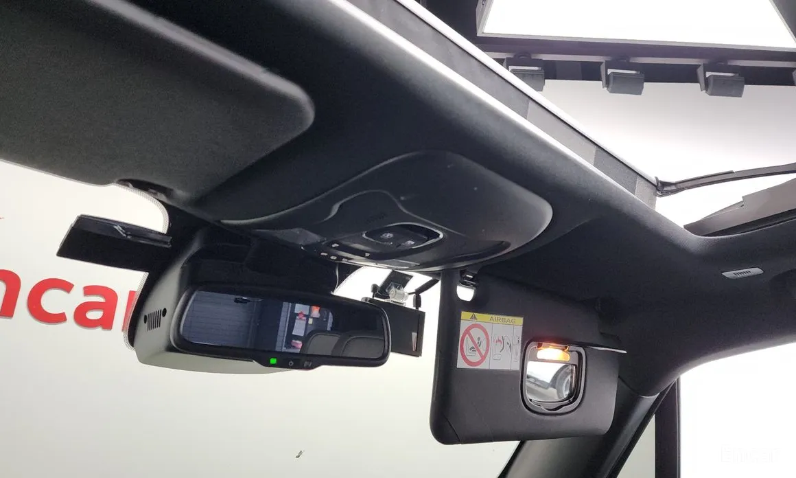 Фото 18 - Jeep Renegade