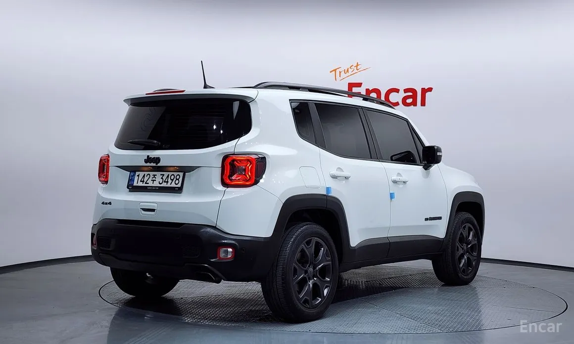 Фото 2 - Jeep Renegade