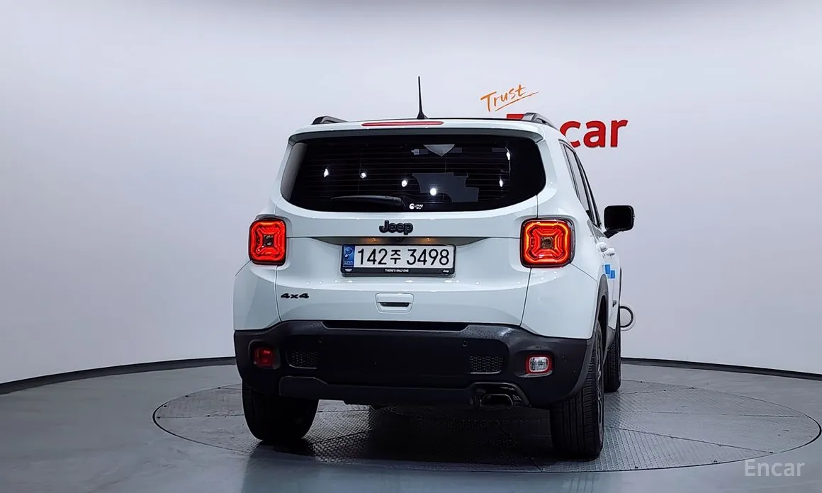 Фото 4 - Jeep Renegade
