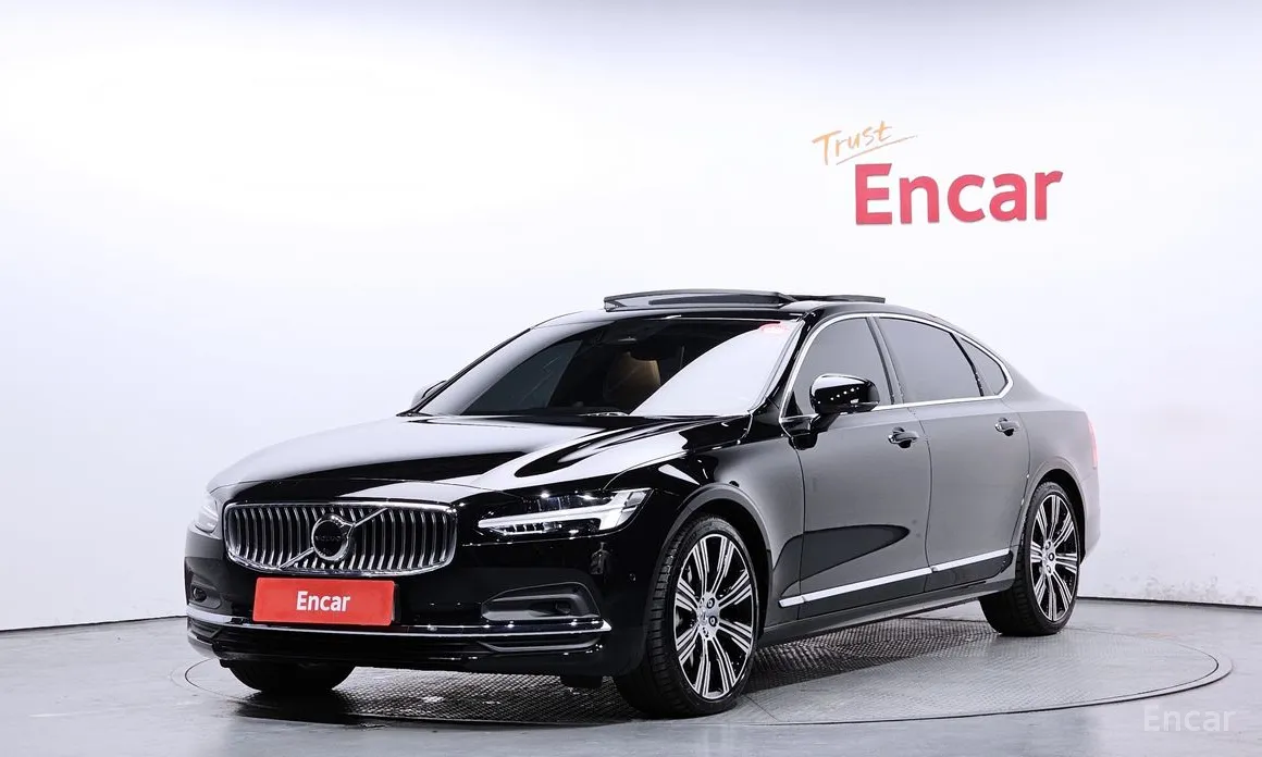 Фото 1 - Volvo S90