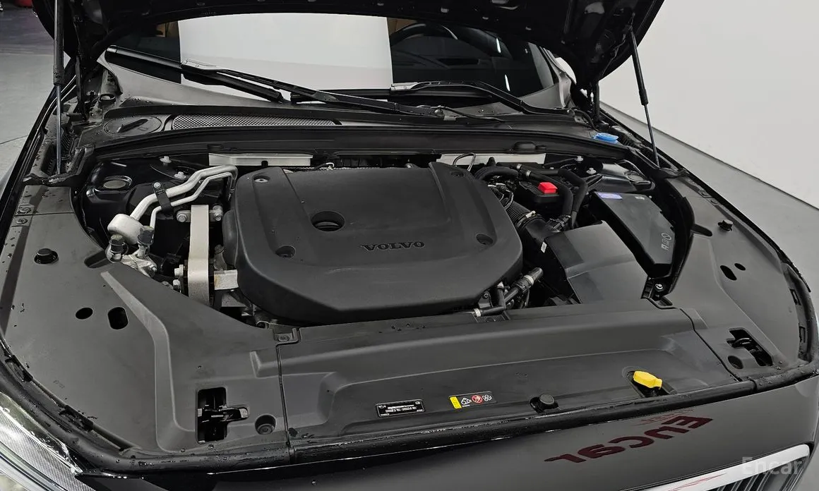 Фото 6 - Volvo S90