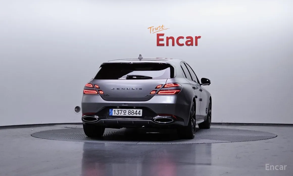 Фото 4 - Genesis G70