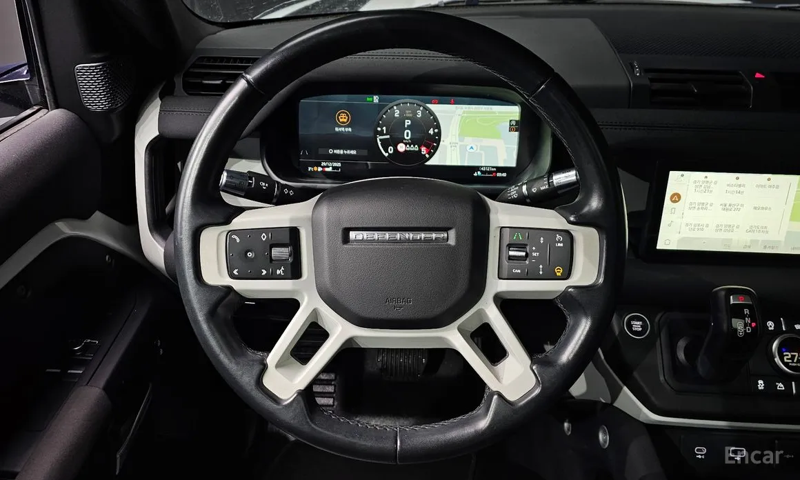 Фото 13 - Land Rover Defender