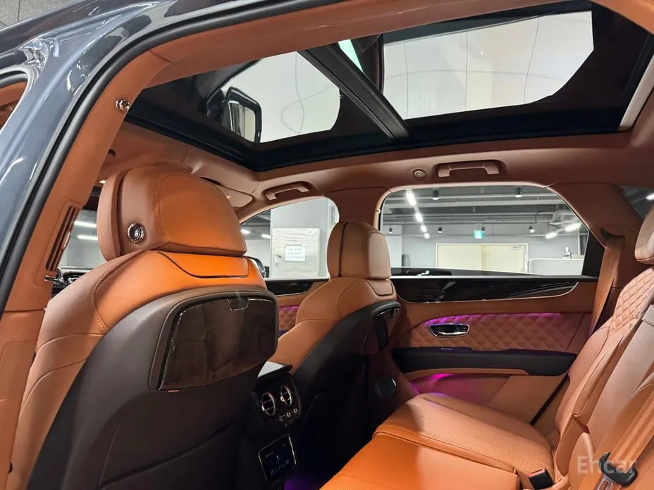 Фото 14 - Bentley Bentayga