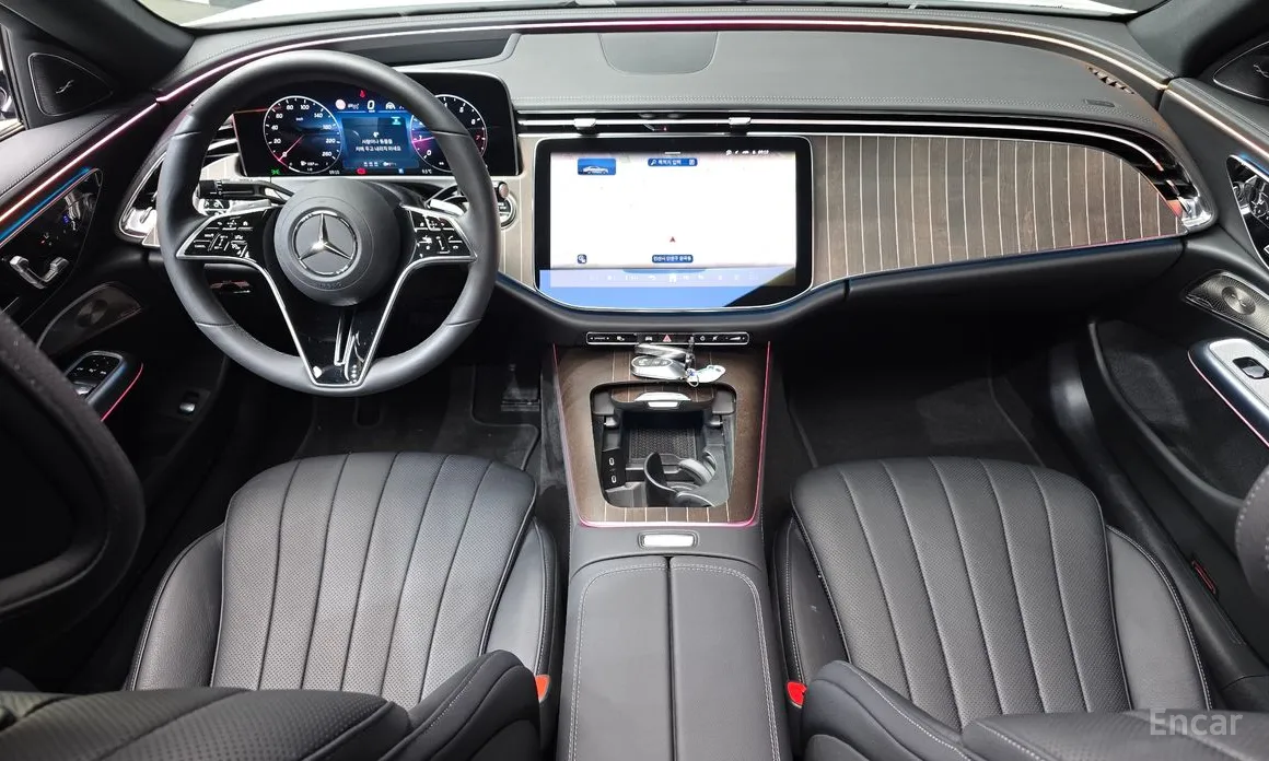 Фото 7 - Mercedes-Benz E-Class