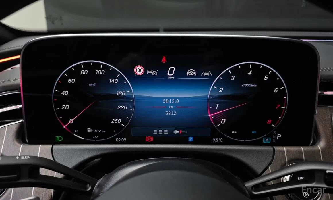 Фото 8 - Mercedes-Benz E-Class