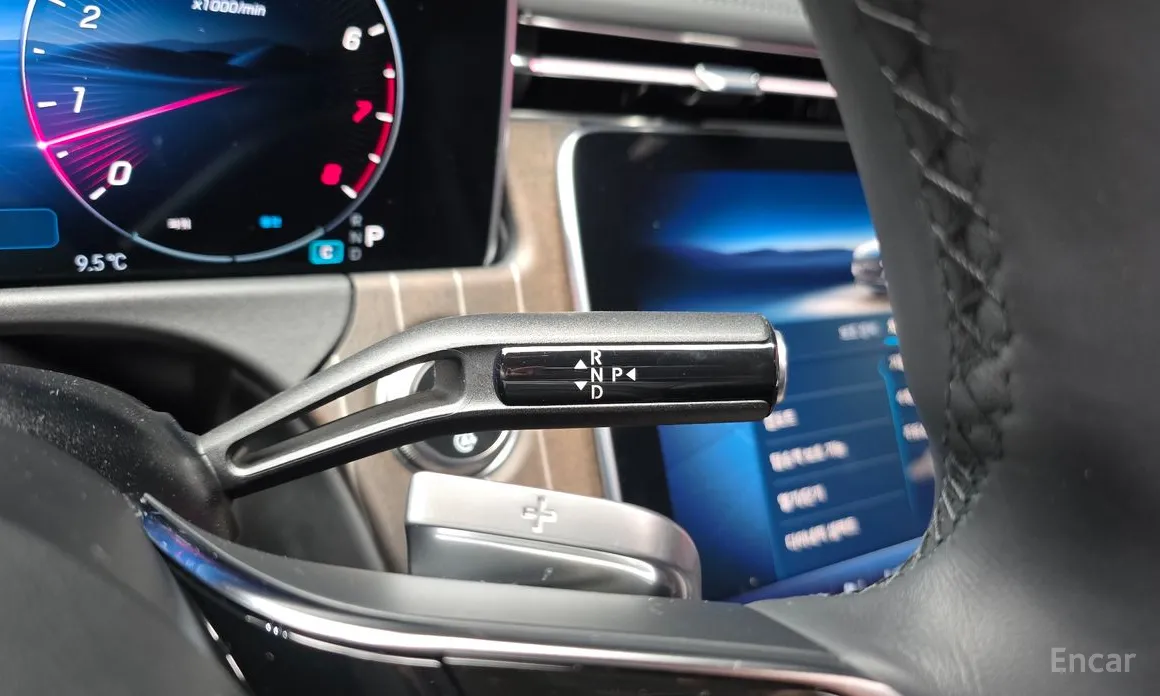 Фото 9 - Mercedes-Benz E-Class