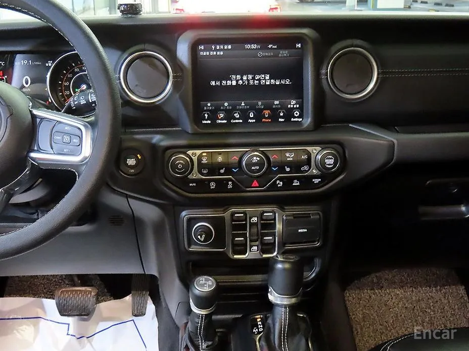 Фото 11 - Jeep Wrangler