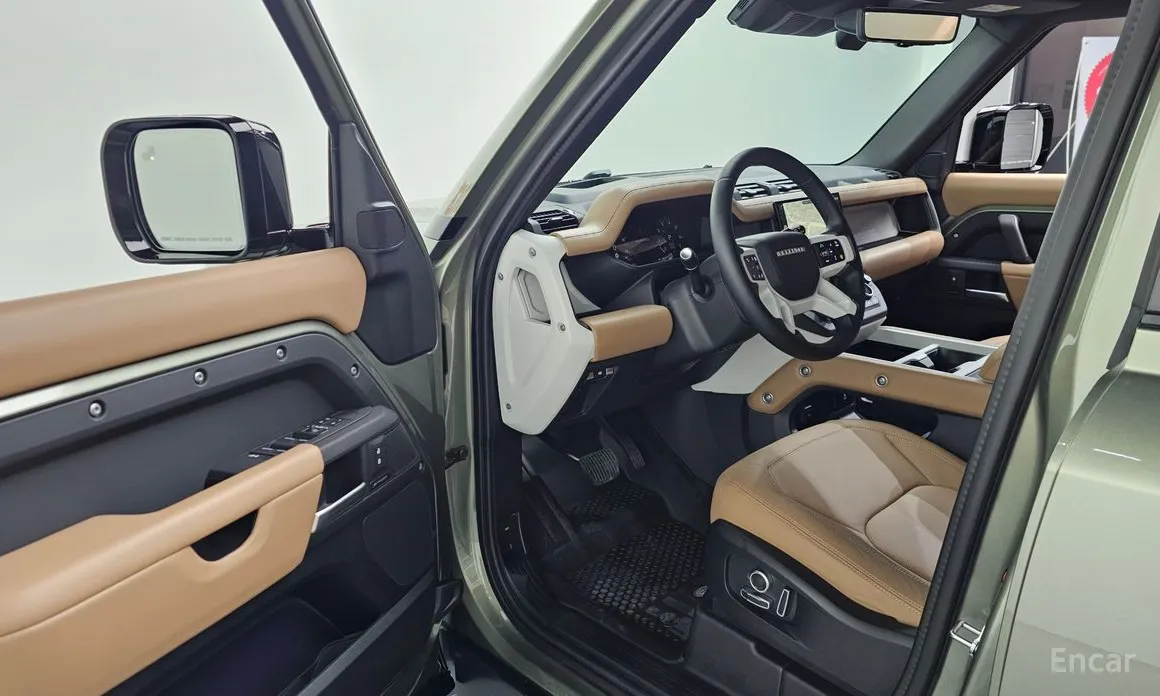 Фото 11 - Land Rover Defender