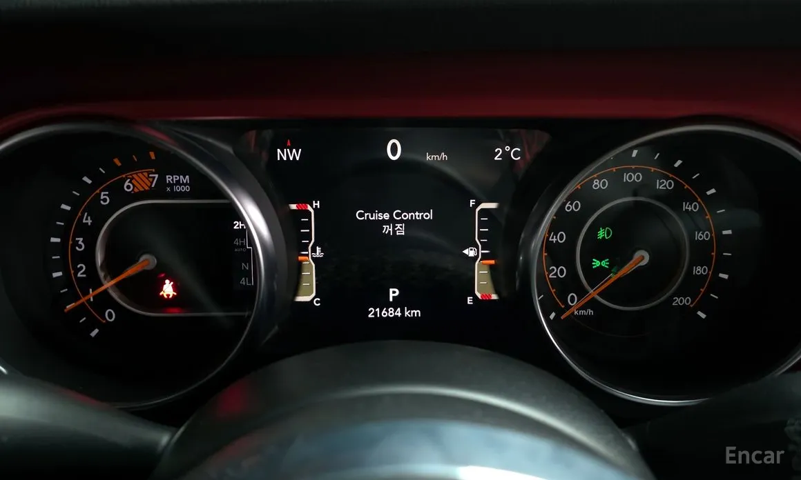 Фото 8 - Jeep Wrangler