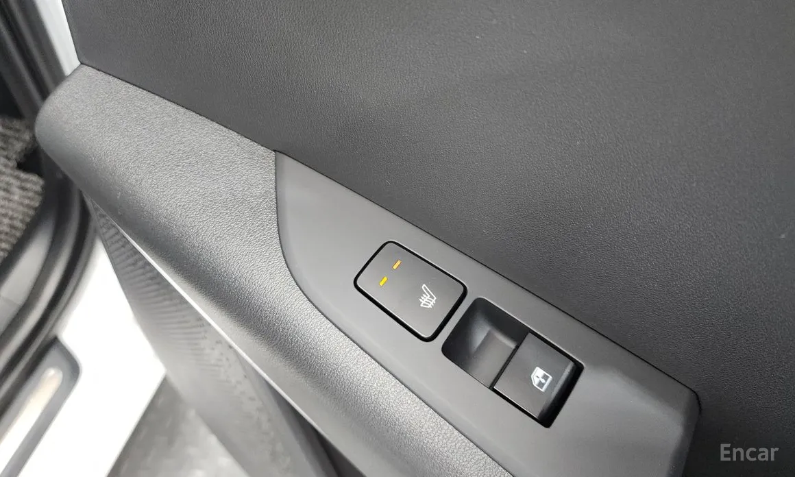 Фото 19 - Kia Niro