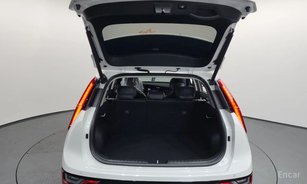 Фото 20 - Kia Niro