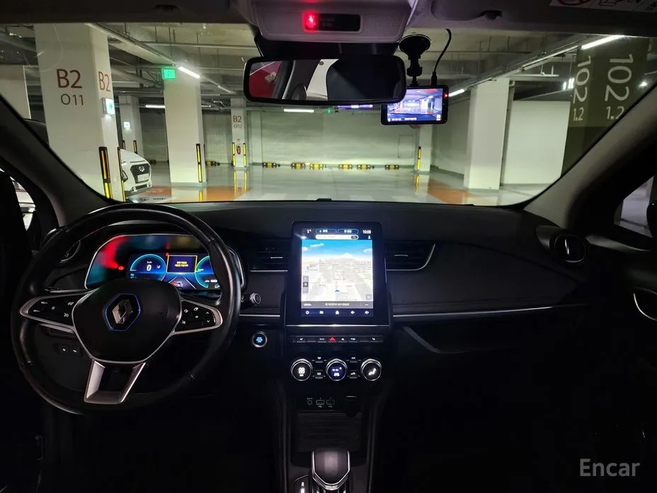 Фото 11 - Renault Zoe