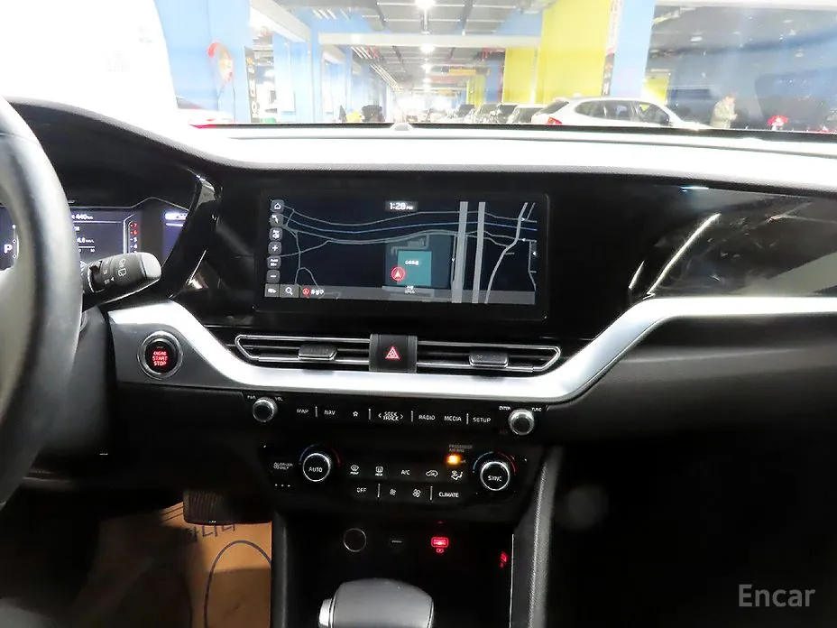 Фото 12 - Kia Niro