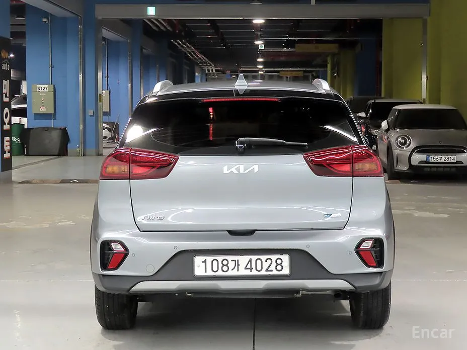Фото 3 - Kia Niro