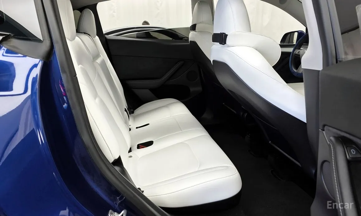 Фото 12 - Tesla Model Y