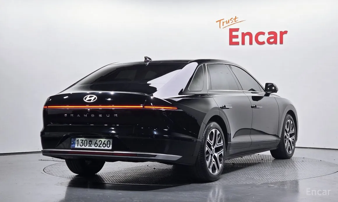 Фото 2 - Hyundai Grandeur