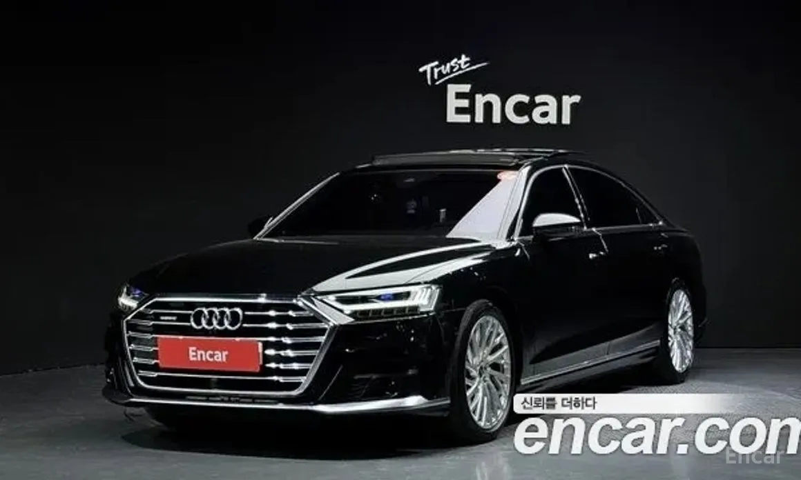 Фото 1 - Audi A8