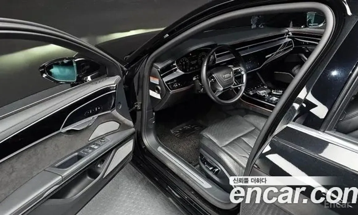 Фото 11 - Audi A8