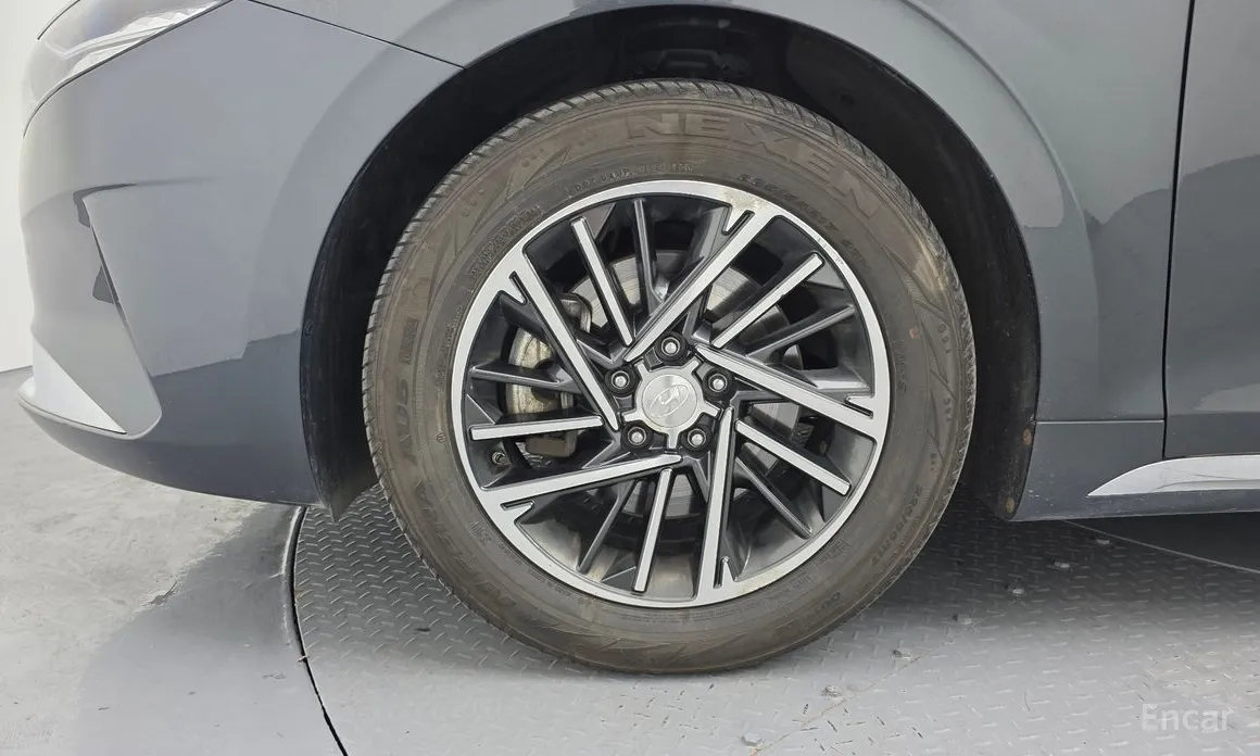 Фото 5 - Hyundai Grandeur