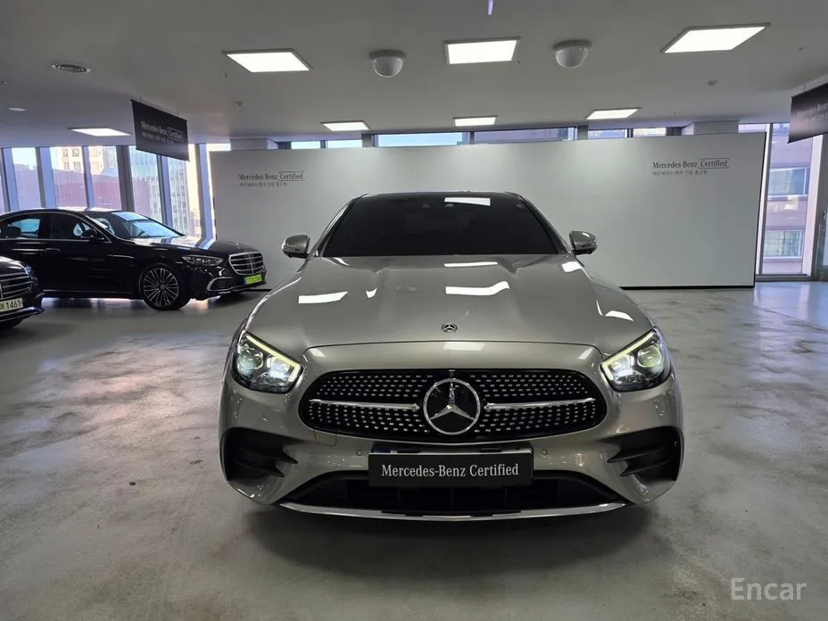 Фото 3 - Mercedes-Benz E-Class