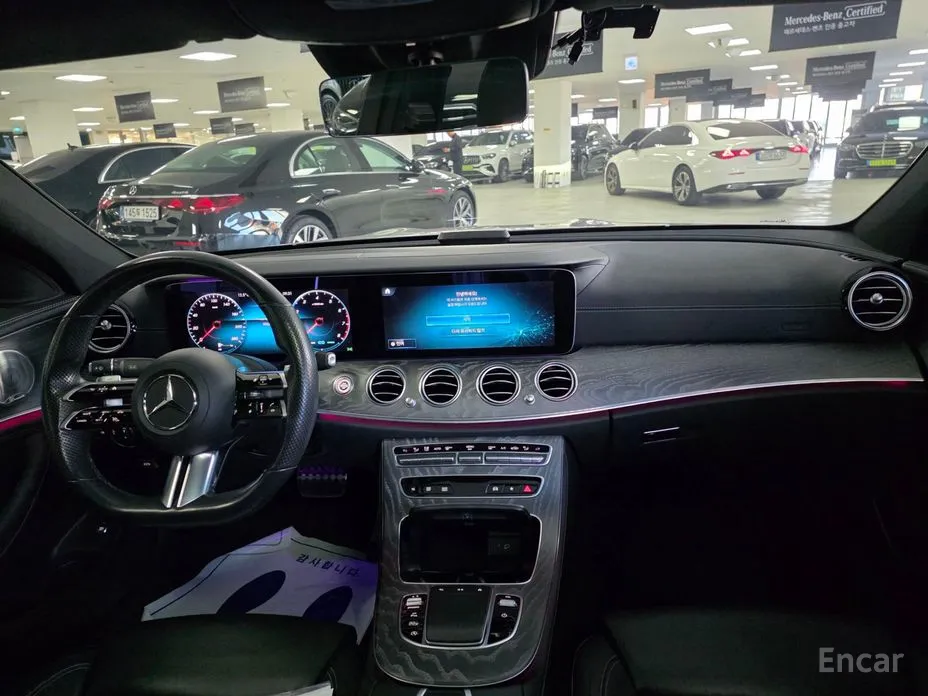 Фото 7 - Mercedes-Benz E-Class