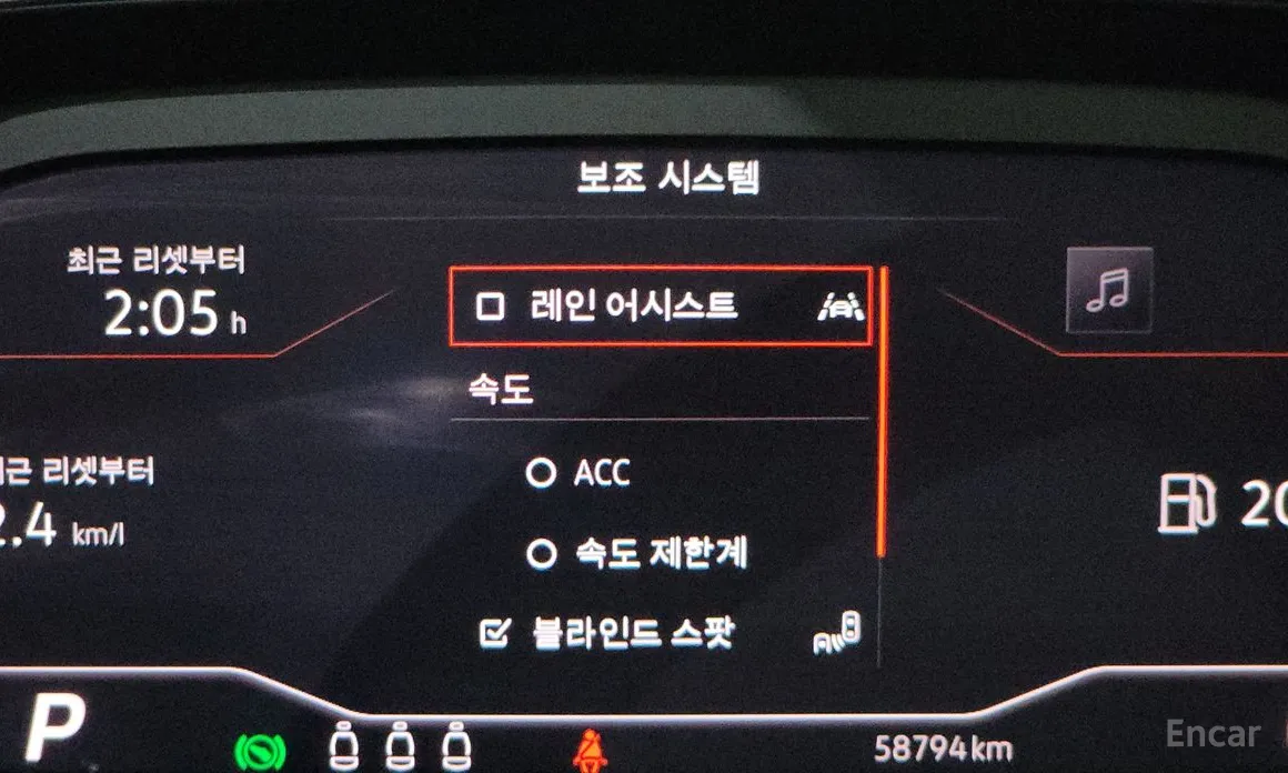 Фото 14 - Volkswagen T-Roc