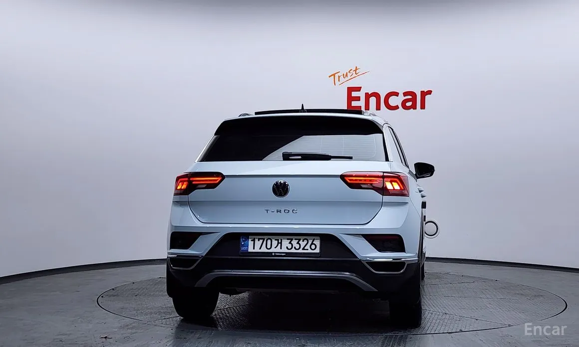 Фото 4 - Volkswagen T-Roc