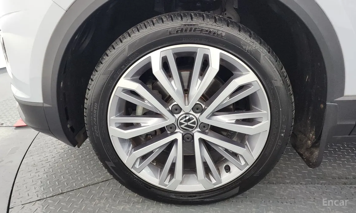 Фото 5 - Volkswagen T-Roc