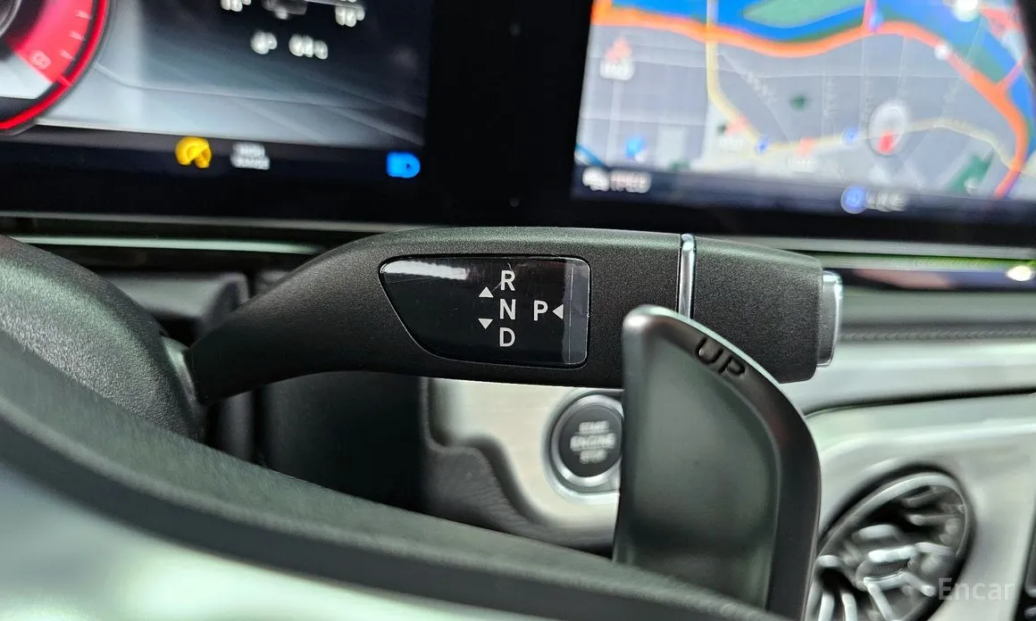 Фото 9 - Mercedes-Benz G-Class