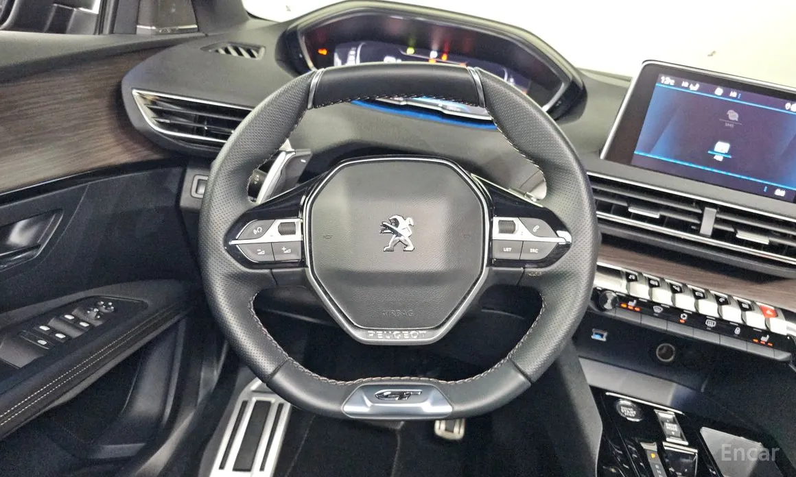 Фото 13 - Peugeot 3008