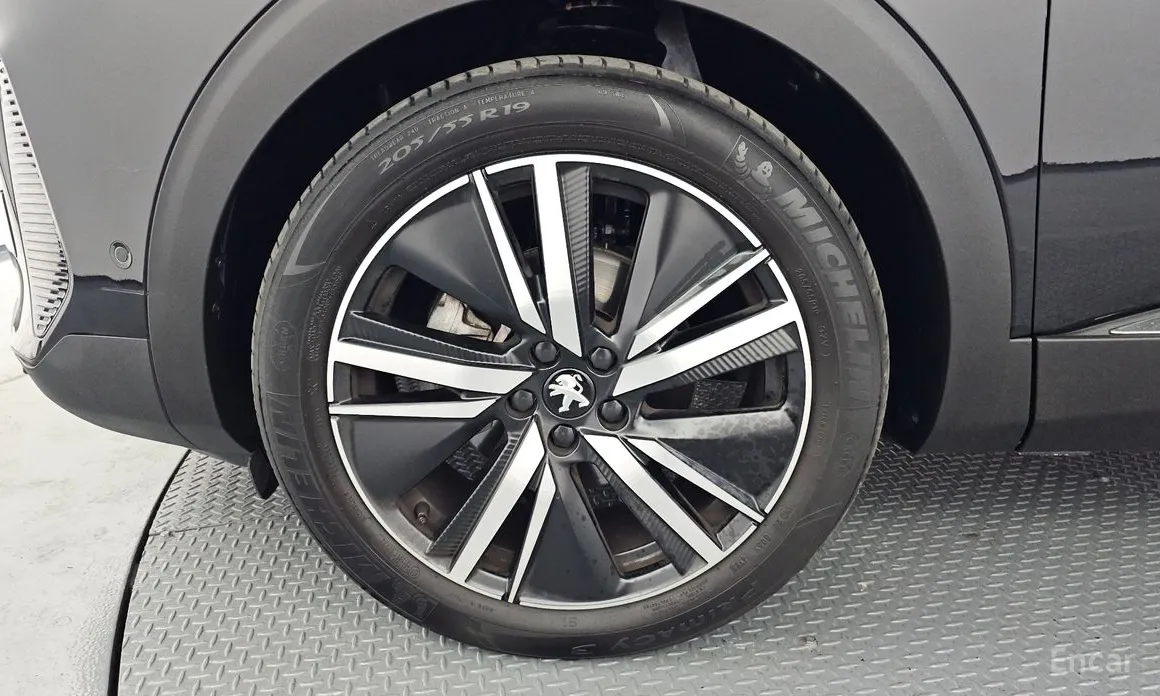 Фото 5 - Peugeot 3008