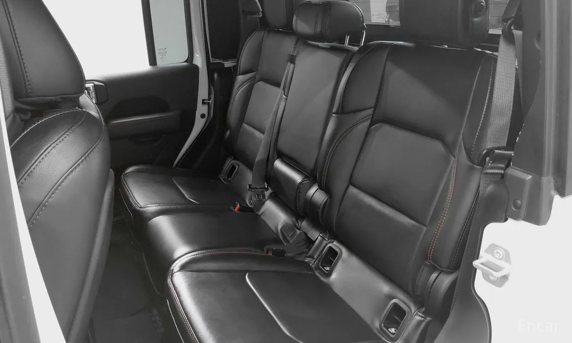 Фото 10 - Jeep Gladiator