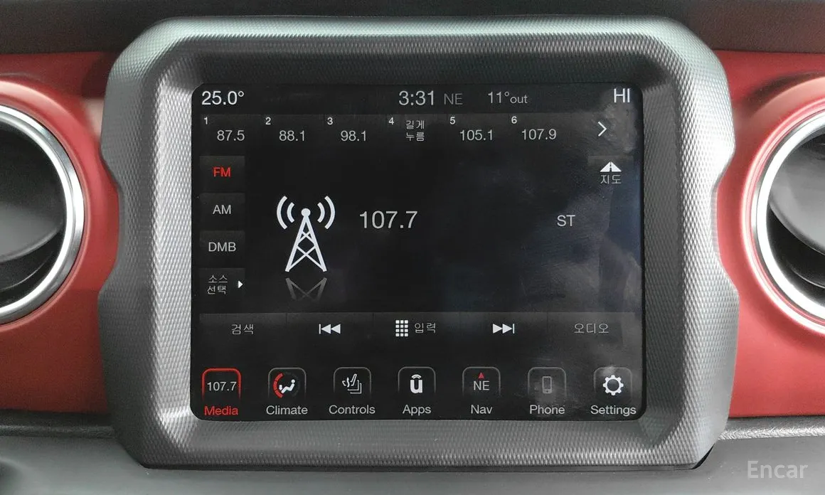 Фото 13 - Jeep Gladiator