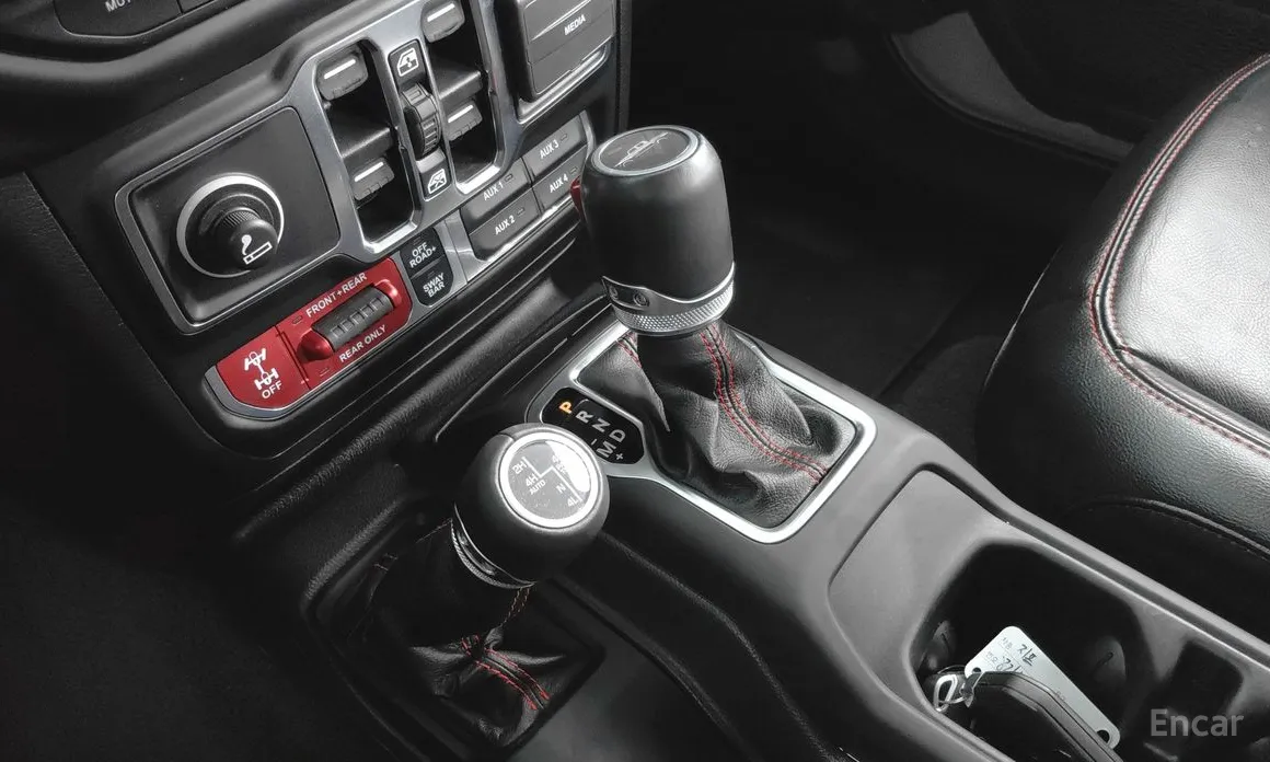 Фото 18 - Jeep Gladiator