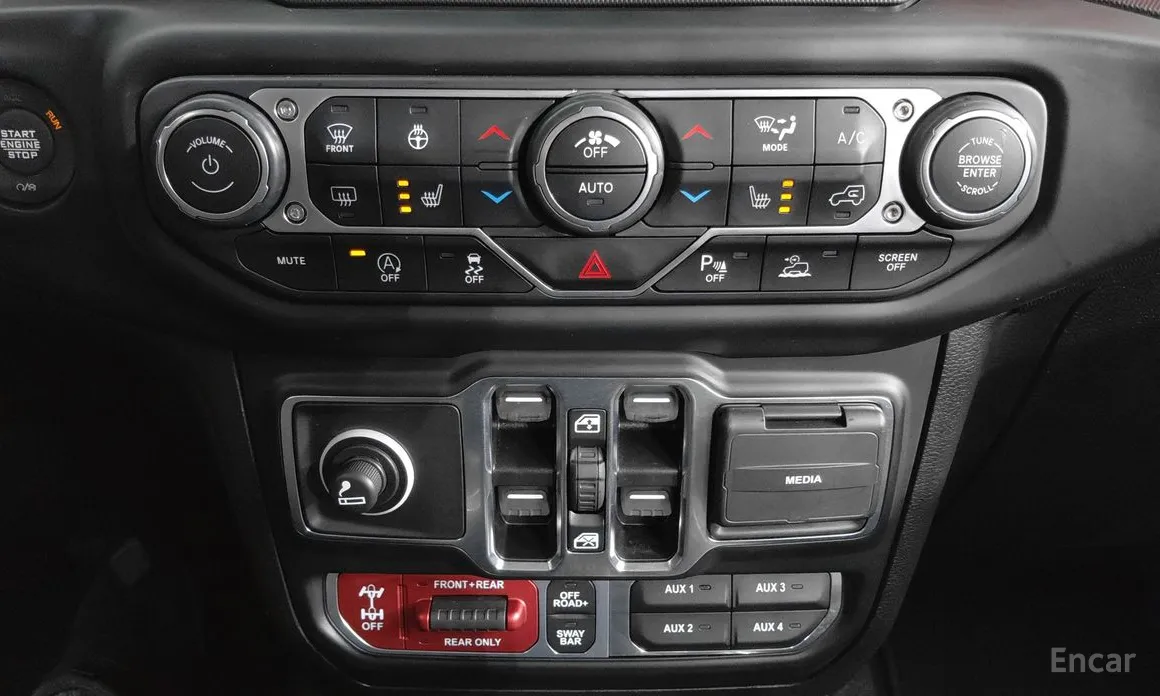 Фото 19 - Jeep Gladiator