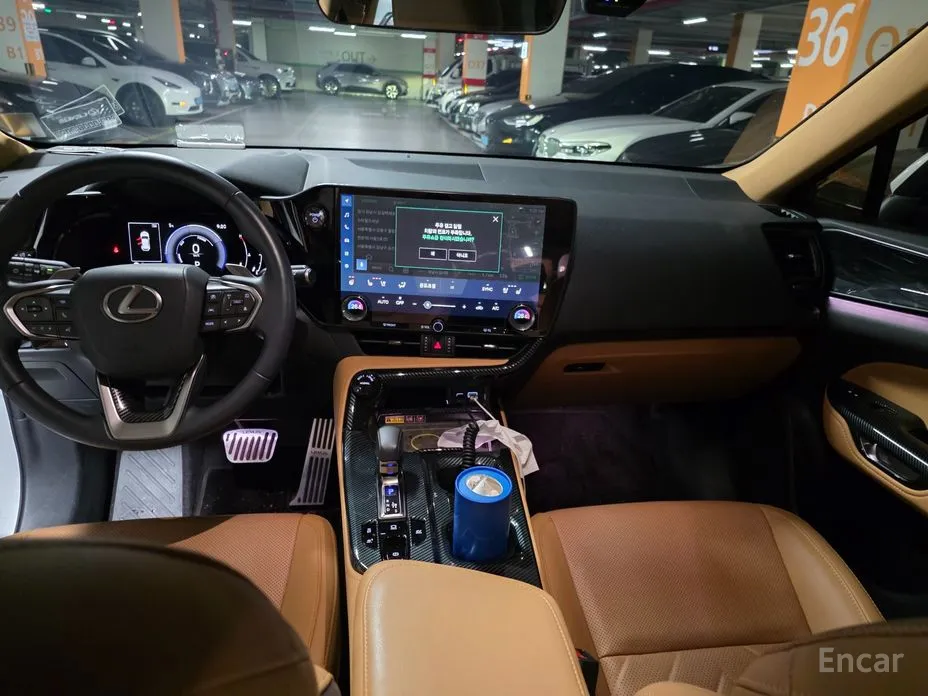 Фото 7 - Lexus NX