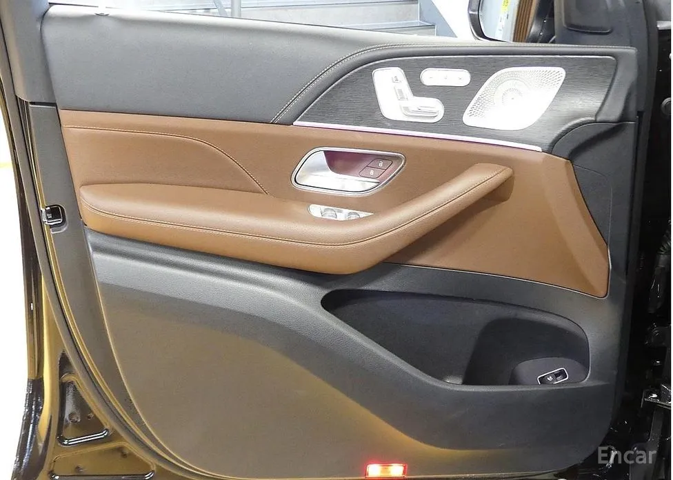 Фото 11 - Mercedes-Benz GLS-Class