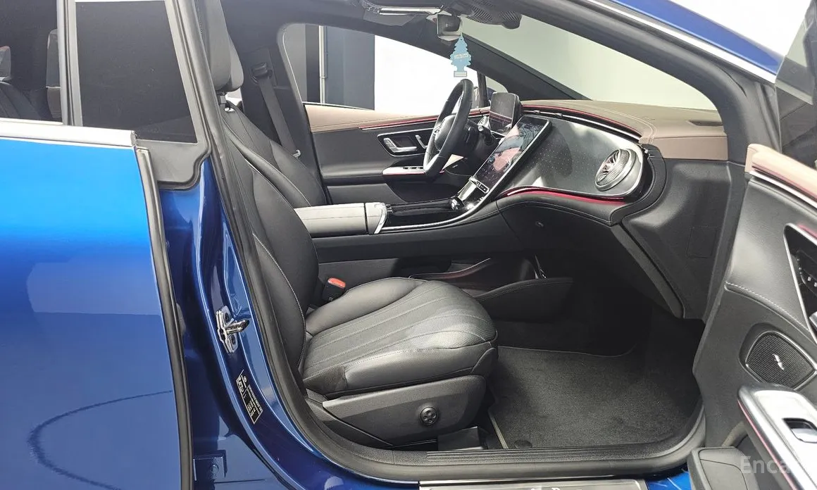 Фото 11 - Mercedes-Benz EQE